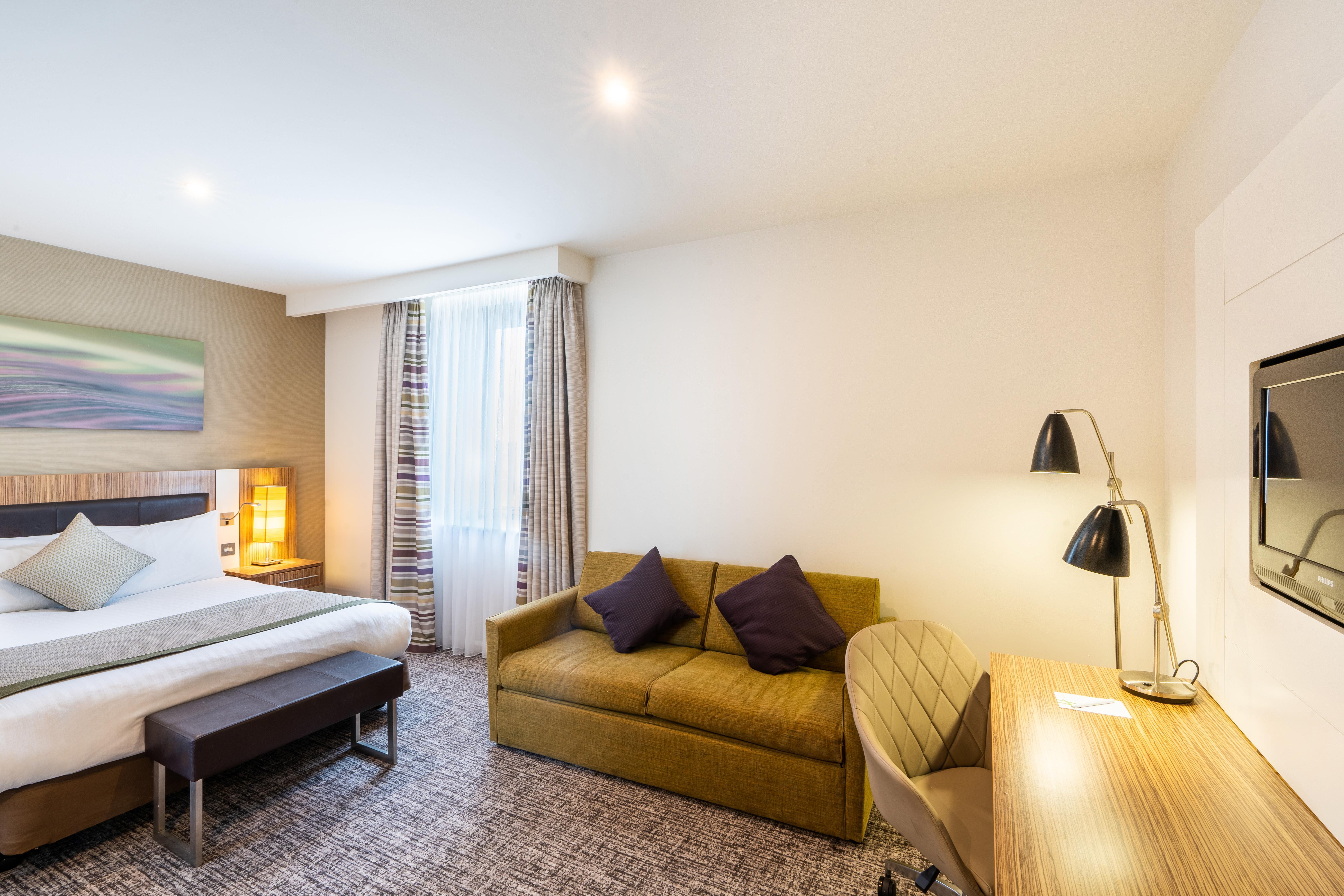Holiday Inn Stevenage By Ihg Exteriér fotografie