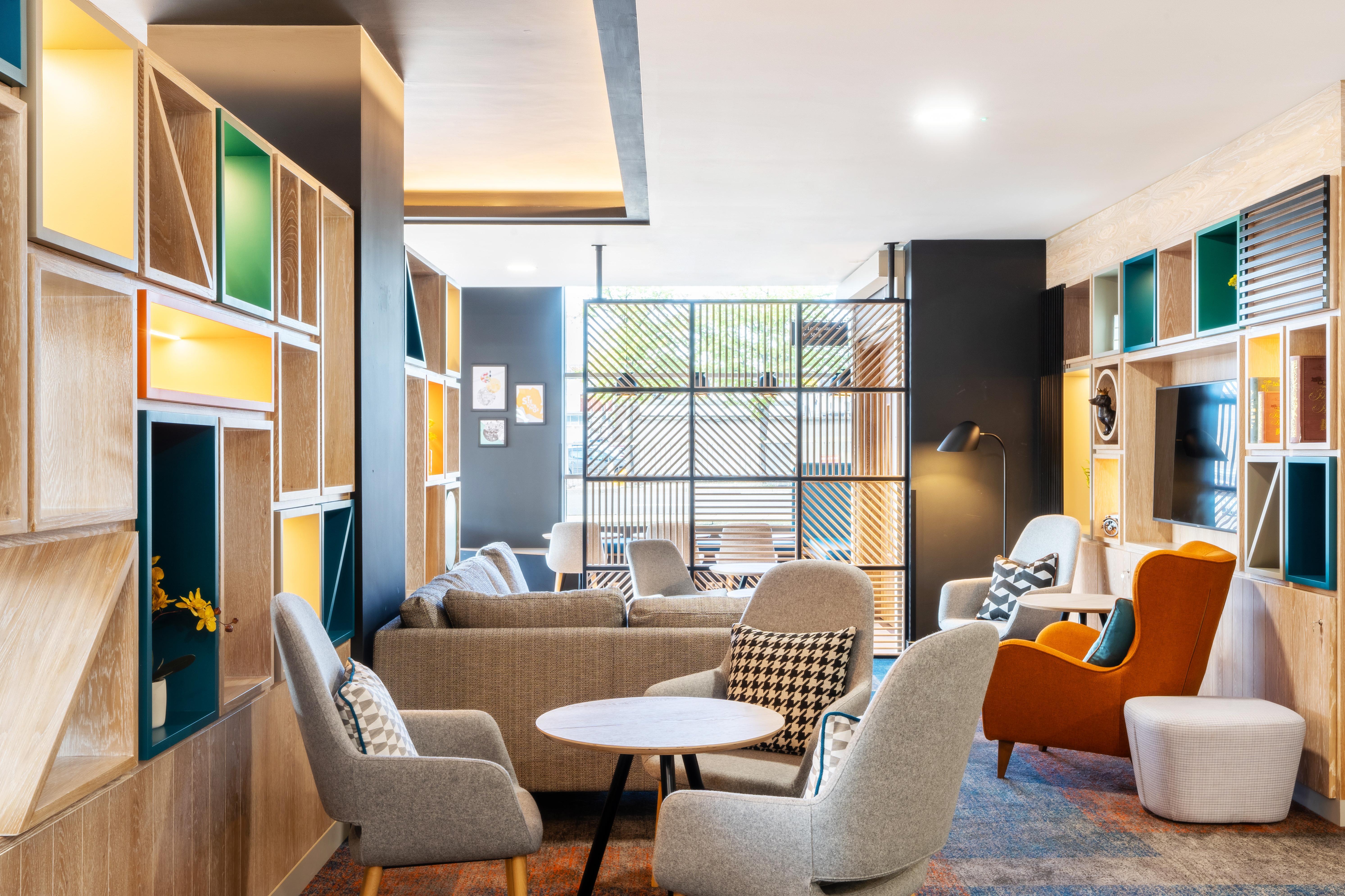 Holiday Inn Stevenage By Ihg Exteriér fotografie