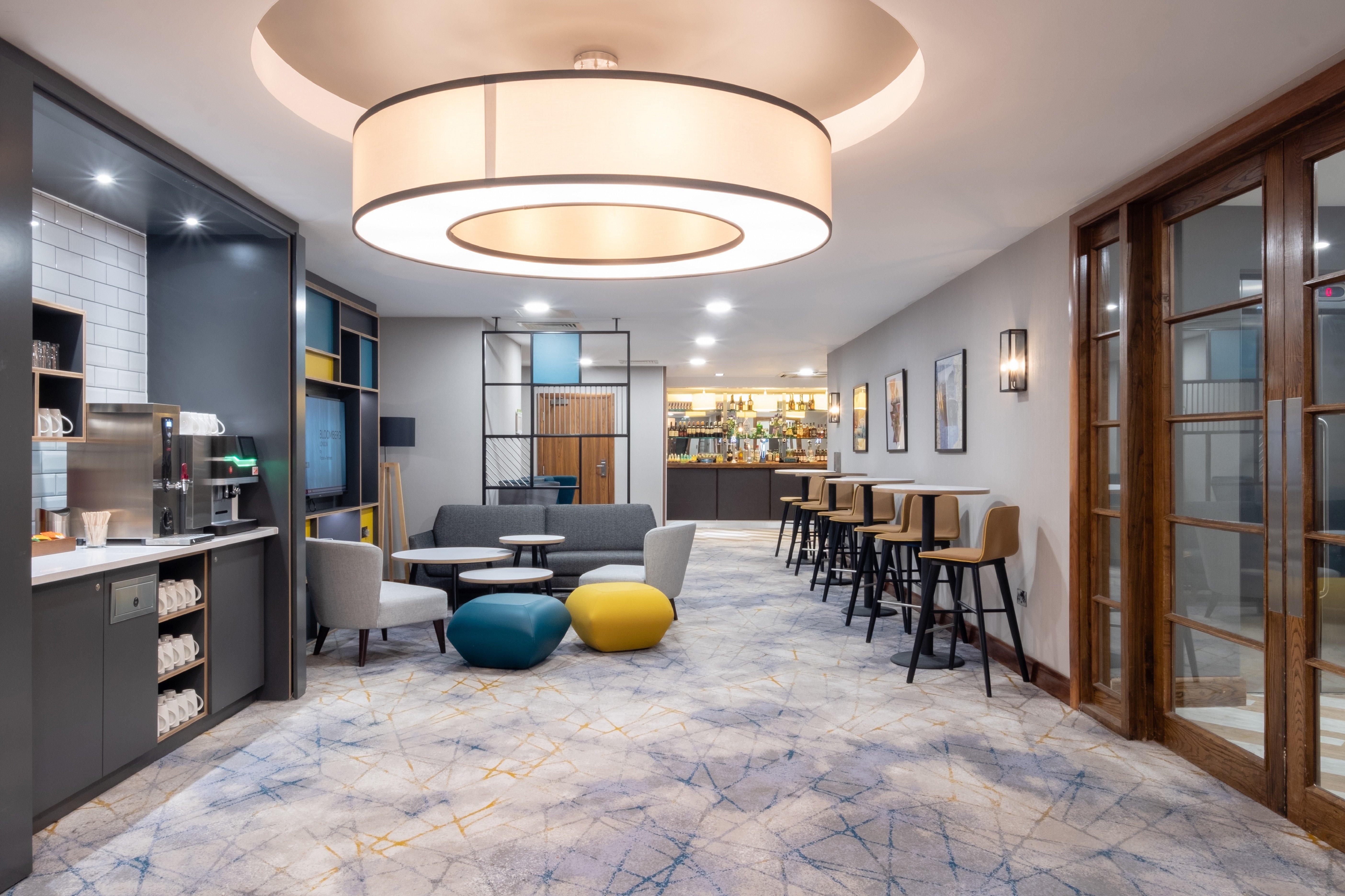 Holiday Inn Stevenage By Ihg Exteriér fotografie