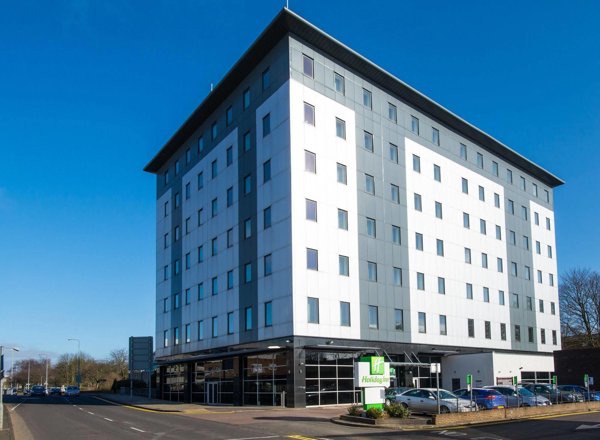 Holiday Inn Stevenage By Ihg Exteriér fotografie